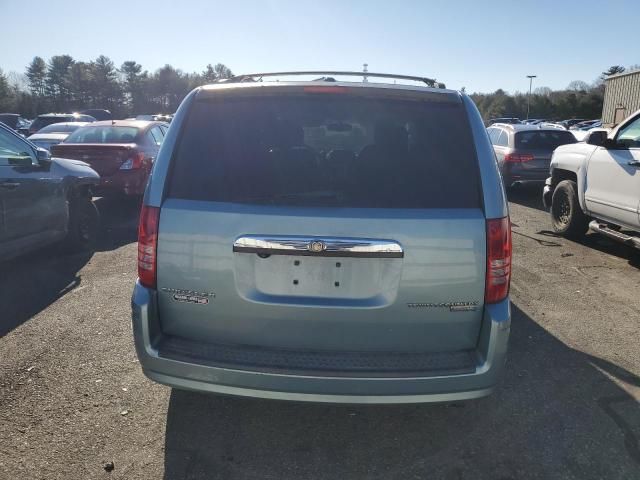 2010 Chrysler Town & Country Touring