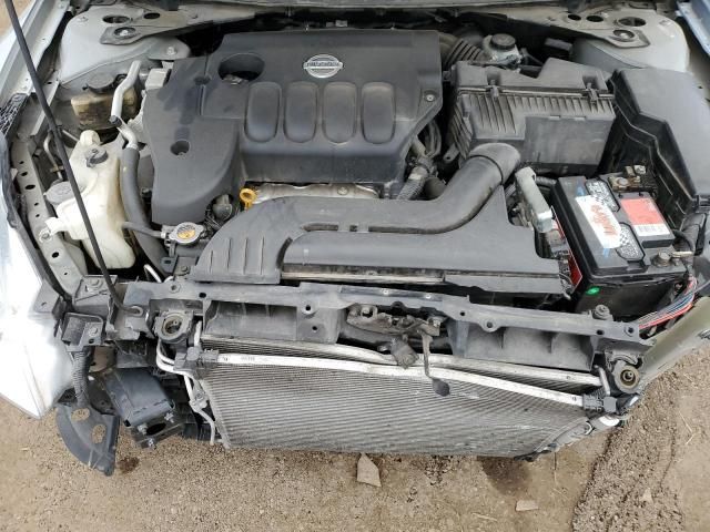 2010 Nissan Altima Base