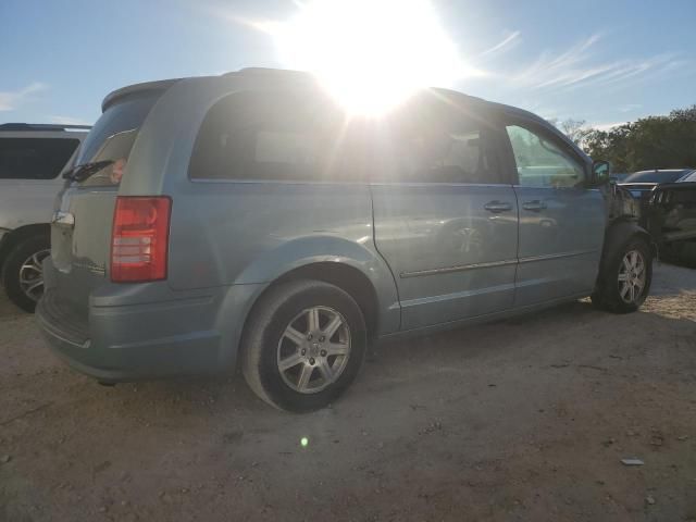 2010 Chrysler Town & Country Touring