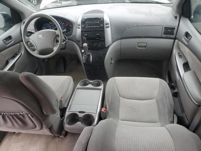 2007 Toyota Sienna LE