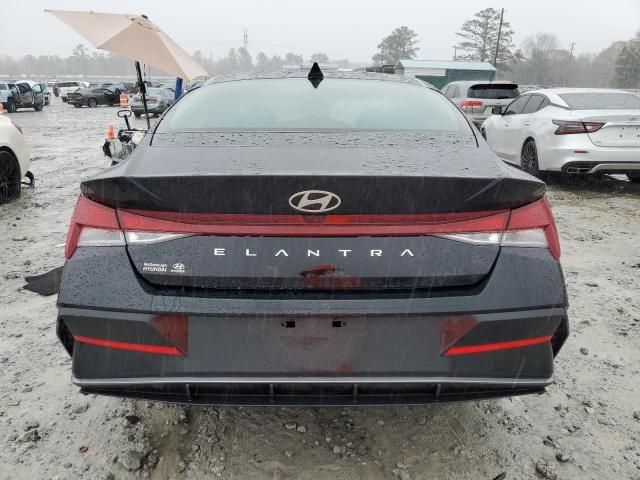 2024 Hyundai Elantra SE