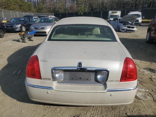 2004 Lincoln Town Car Ultimate