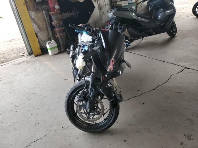 2017 Kawasaki EX300 A