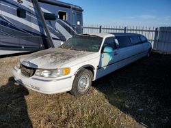 Salvage cars for sale from Copart Martinez, CA: 2000 Lincoln Town Car Executive