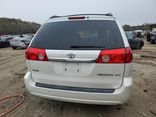 2006 Toyota Sienna XLE