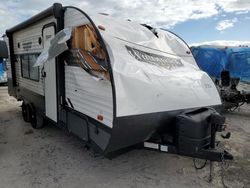 Vehiculos salvage en venta de Copart Fort Pierce, FL: 2021 Wildcat Travel Trailer