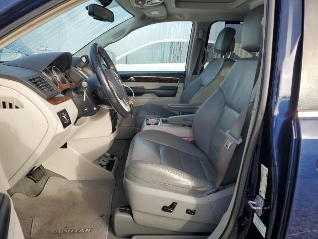 2014 Volkswagen Routan SEL Premium