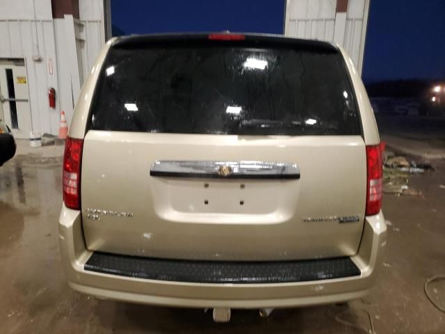 2010 Chrysler Town & Country Touring