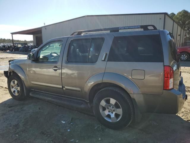 2006 Nissan Pathfinder LE