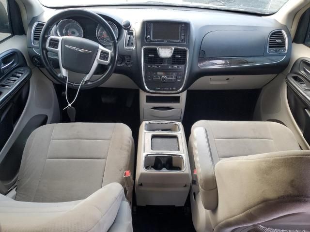 2011 Chrysler Town & Country Touring