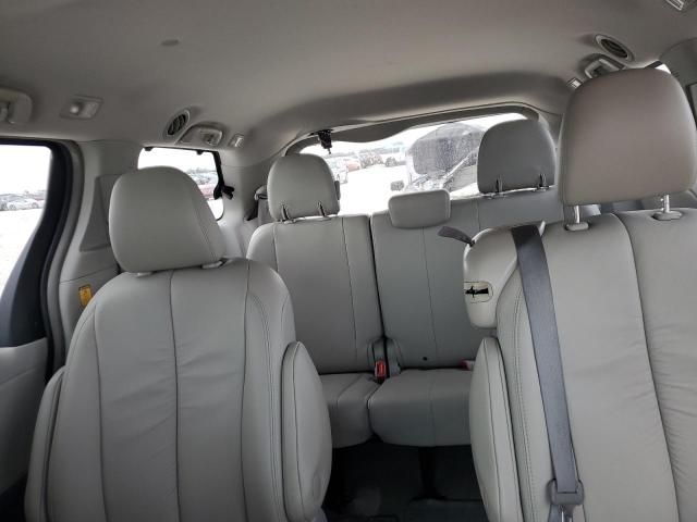 2012 Toyota Sienna XLE