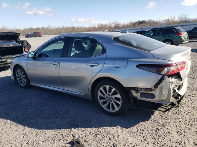 2022 Toyota Camry LE