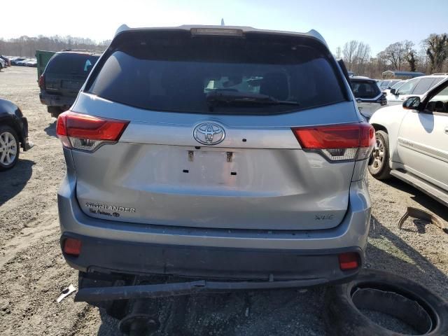 2019 Toyota Highlander SE