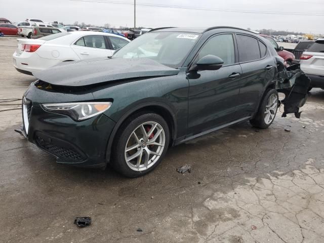 2018 Alfa Romeo Stelvio Sport