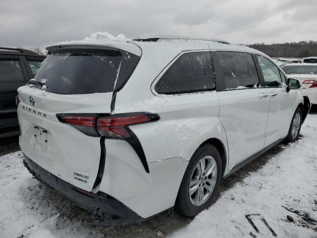 2022 Toyota Sienna Limited