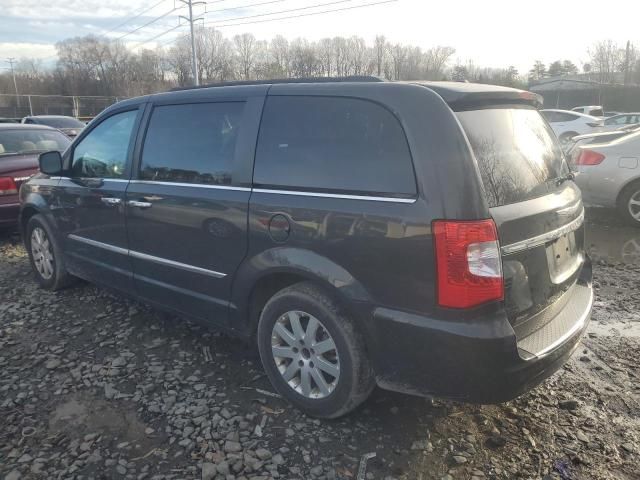 2011 Chrysler Town & Country Touring L