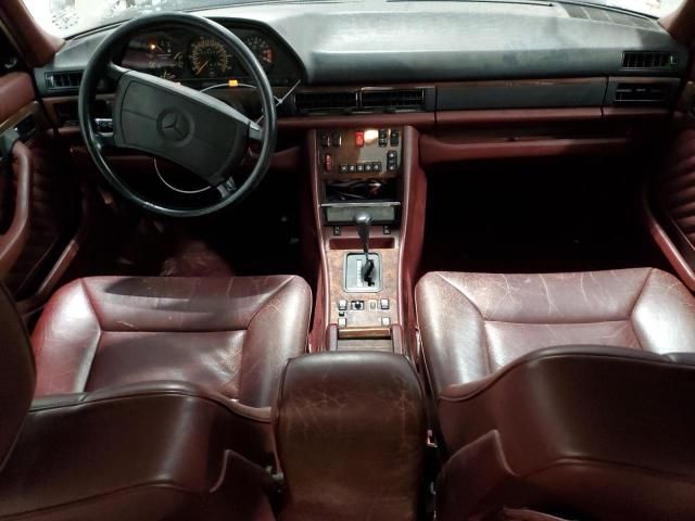 1990 Mercedes-Benz 560 SEL