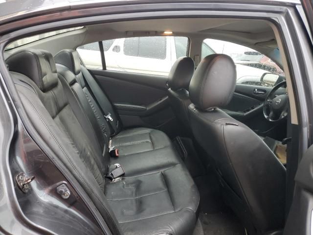 2010 Nissan Altima Base