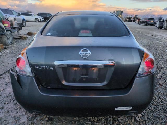 2011 Nissan Altima Base