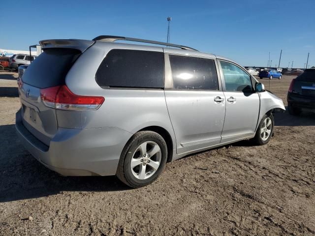 2012 Toyota Sienna LE