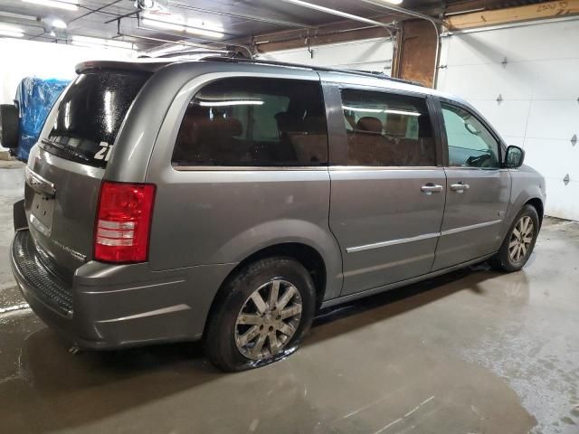 2009 Chrysler Town & Country Touring