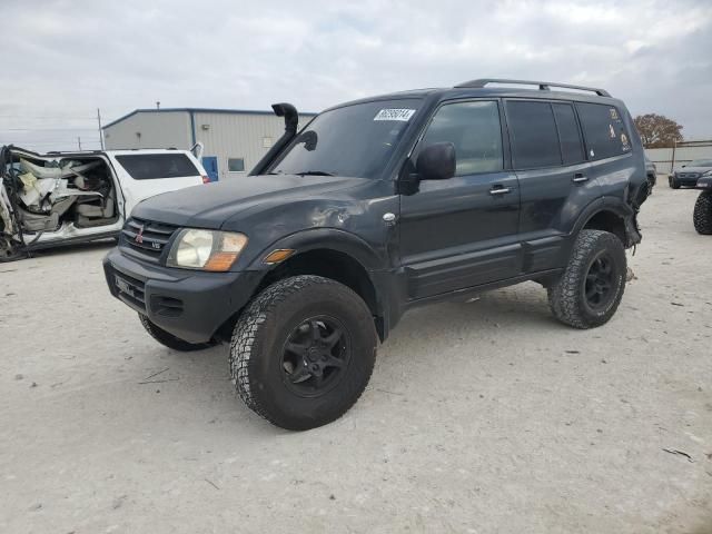 2001 Mitsubishi Montero XLS