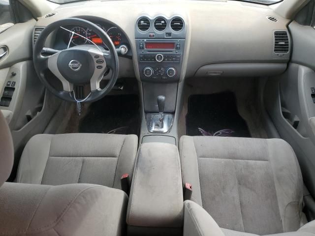 2010 Nissan Altima Base