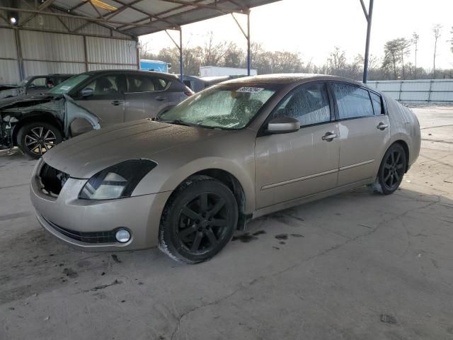 2004 Nissan Maxima SE