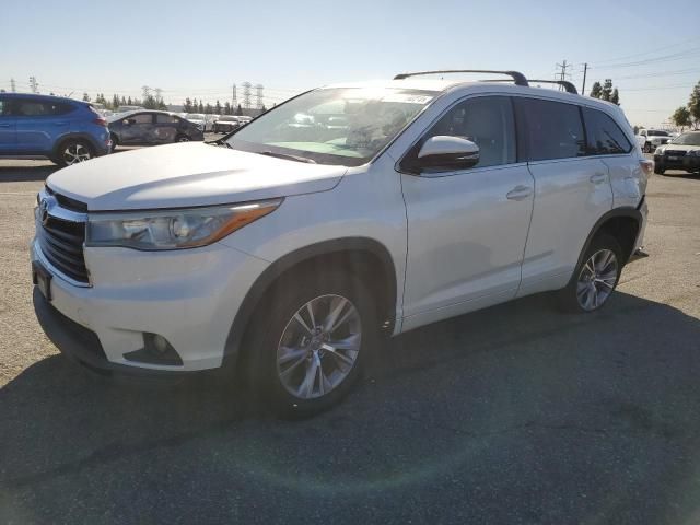 2015 Toyota Highlander LE