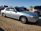 2005 Lincoln Town Car Signature