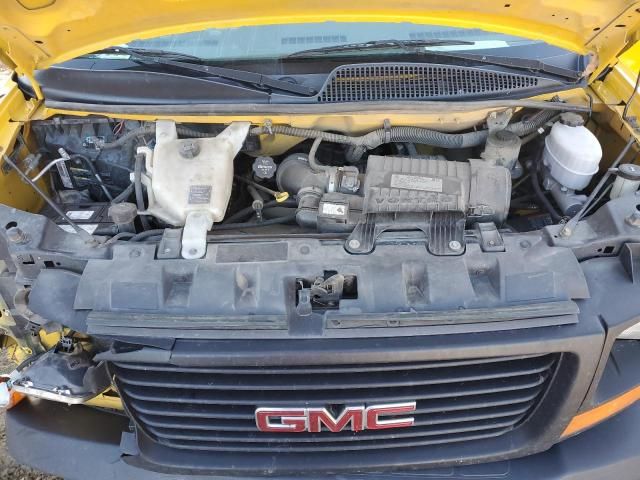 2017 GMC Savana Cutaway G3500