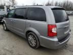 2015 Chrysler Town & Country Touring L