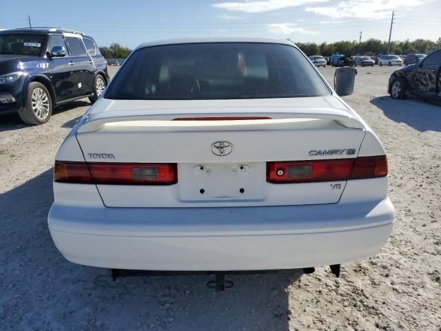 1999 Toyota Camry LE