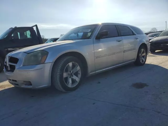 2005 Dodge Magnum SXT