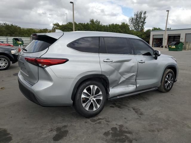 2020 Toyota Highlander XLE