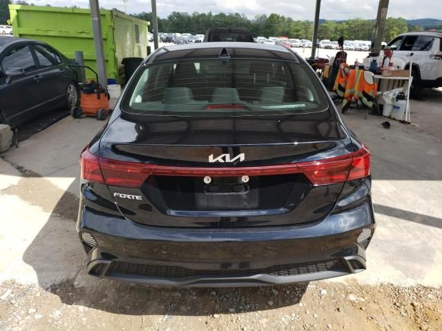 2024 KIA Forte LX