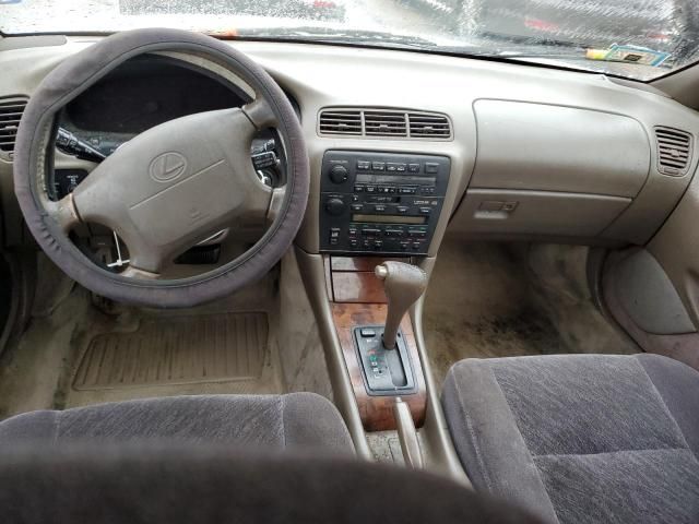 1994 Lexus ES 300