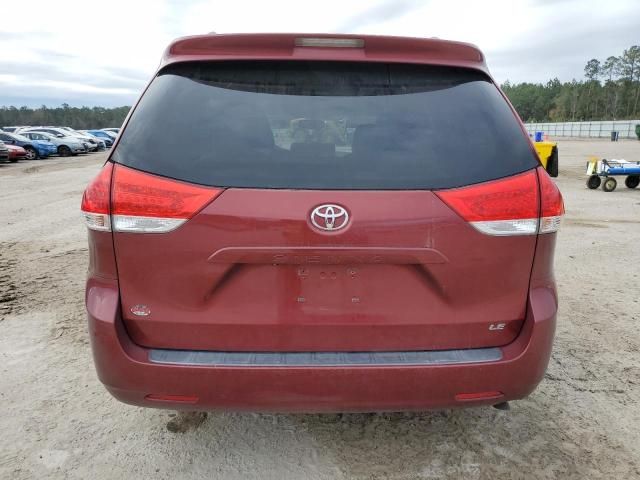 2012 Toyota Sienna LE