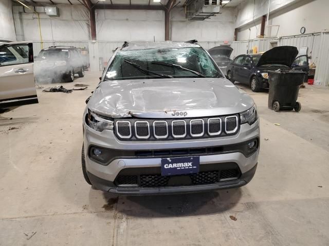 2022 Jeep Compass Latitude LUX