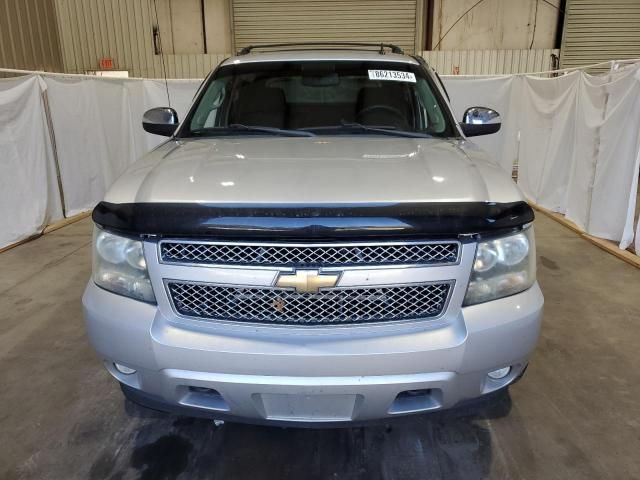 2011 Chevrolet Avalanche LS