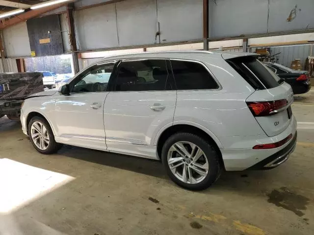 2021 Audi Q7 Premium Plus