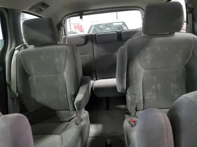 2005 Toyota Sienna XLE