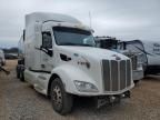 2014 Peterbilt 579