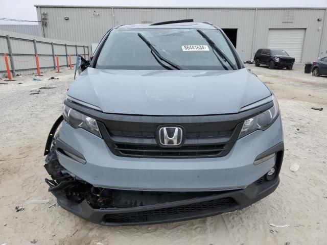 2022 Honda Pilot SE