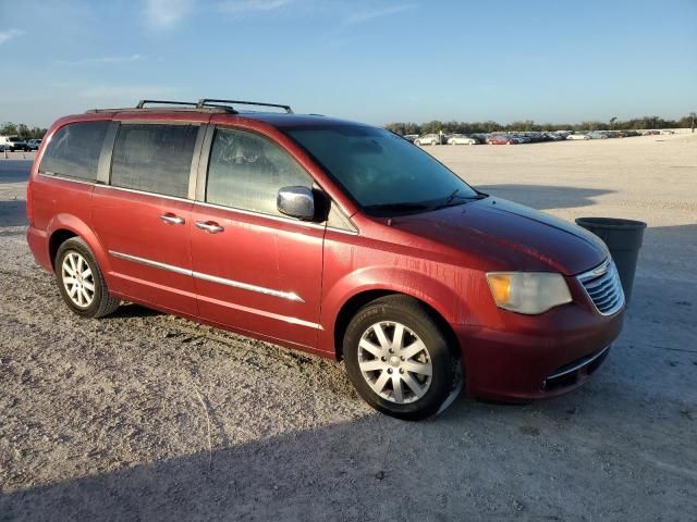 2012 Chrysler Town & Country Touring L