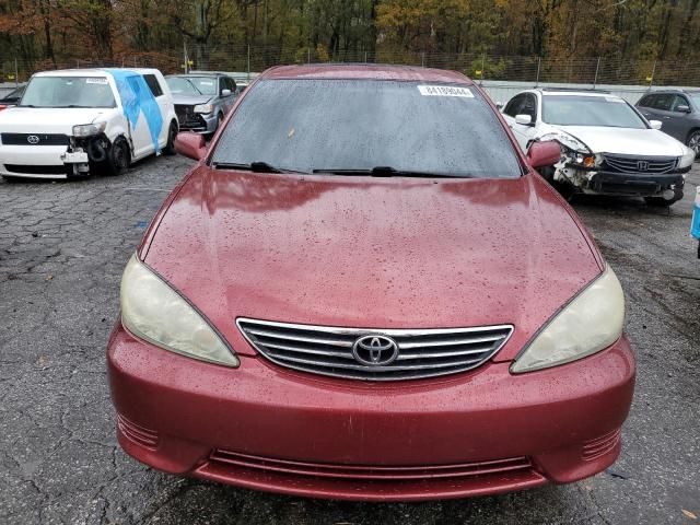 2005 Toyota Camry LE