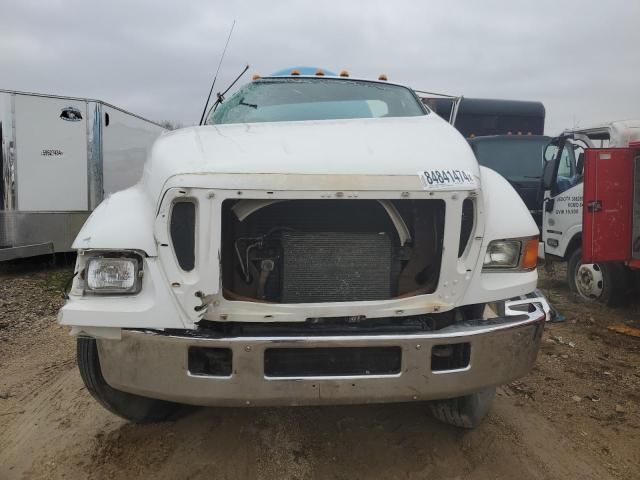 2005 Ford F750 Super Duty