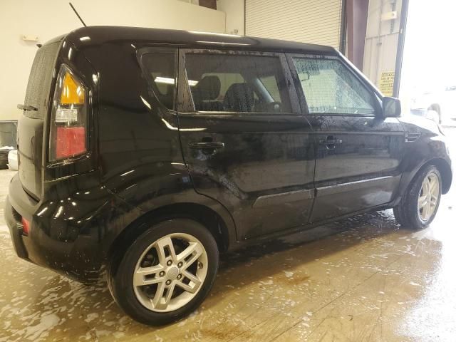 2011 KIA Soul +