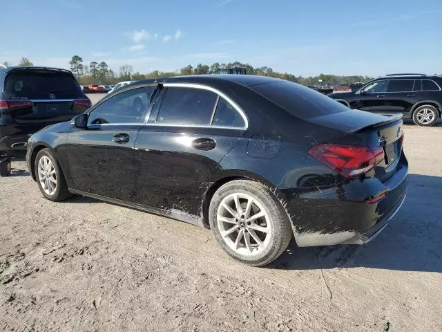 2019 Mercedes-Benz A 220