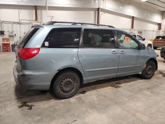 2009 Toyota Sienna CE